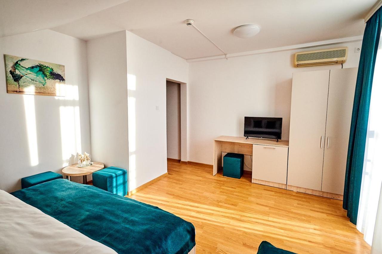 Hotel Roxy & Maryo Eforie Nord Buitenkant foto
