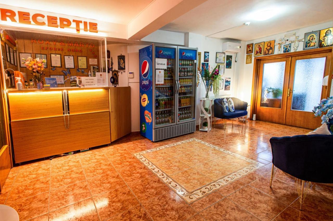 Hotel Roxy & Maryo Eforie Nord Buitenkant foto